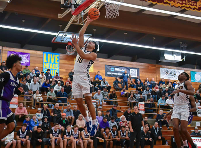 Faith Family Academy vs St Augustine Torrey Pines Holiday Classic December 29, 2023 Photo-Justin Fine30